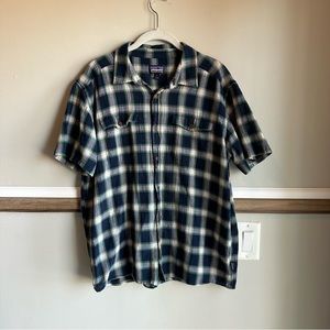 Patagonia Blue and Green Plaid Casual Button Down Shirt